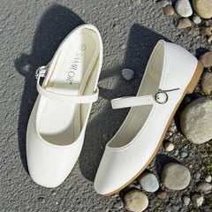 Katarina Classic Mary Jane Flats