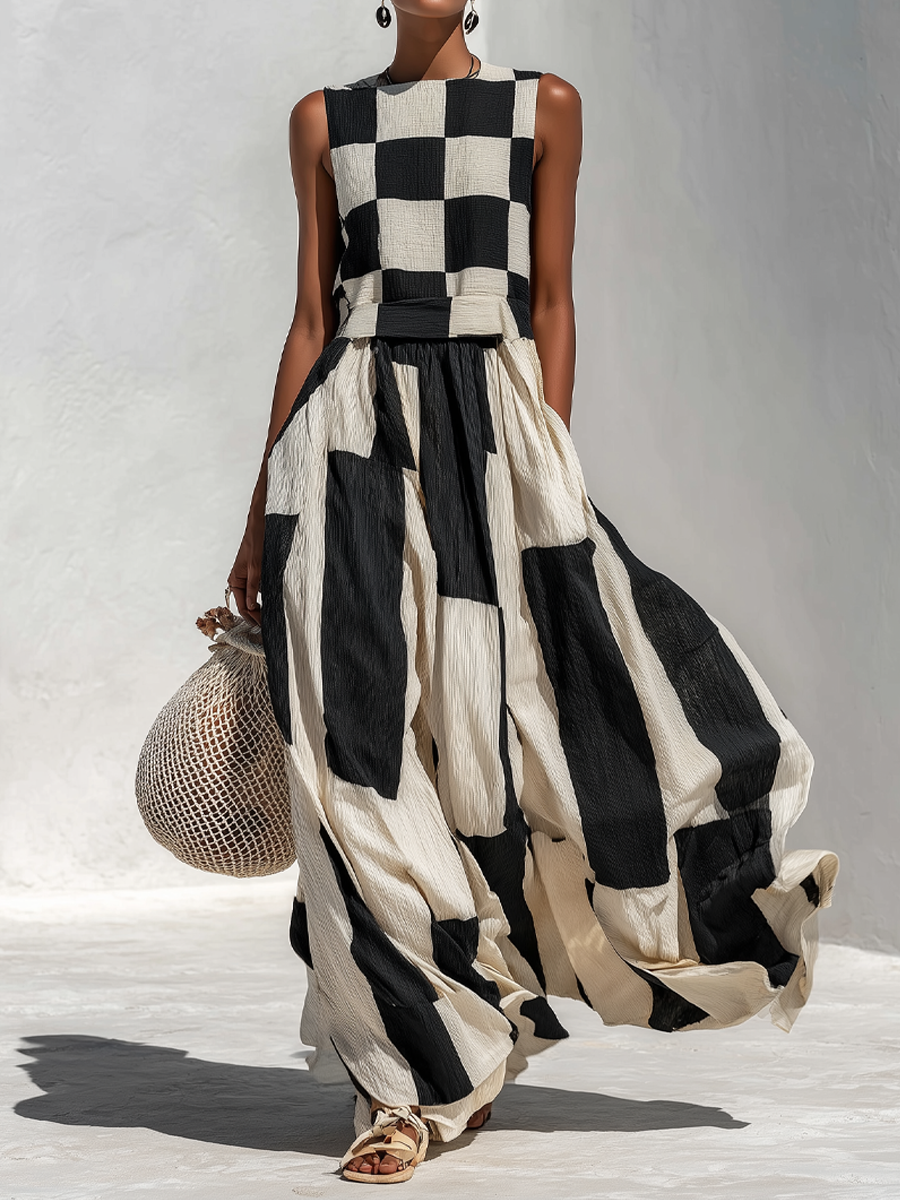 Raquel dress in Black and Cream