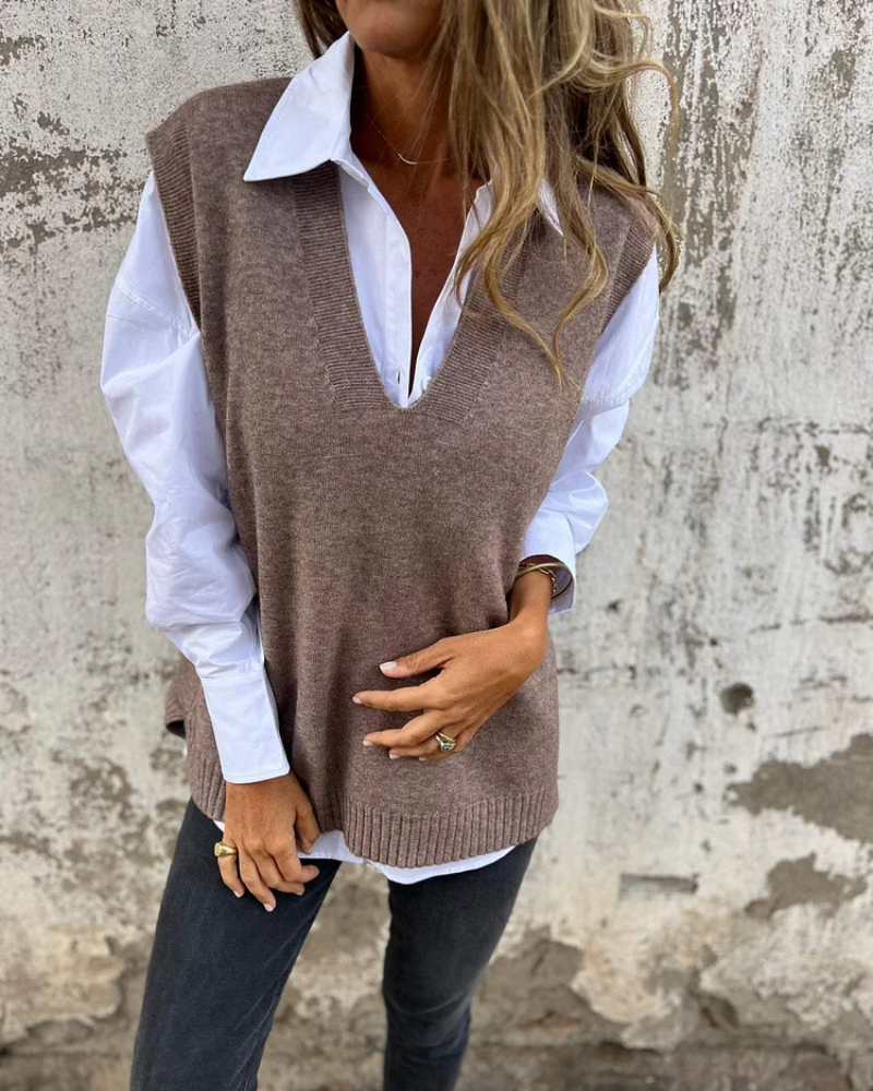Nusa | V-Neck Knit Cardigan