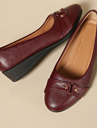 Hestia Buckle Detail Wedge Loafers in Burgundy