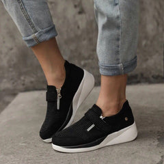 Joanne comfort wedge walking shoes in Black