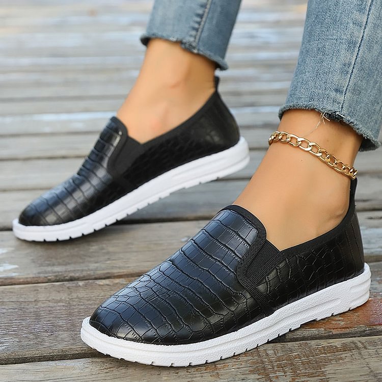 Lillian textured slip-on shoes in Black