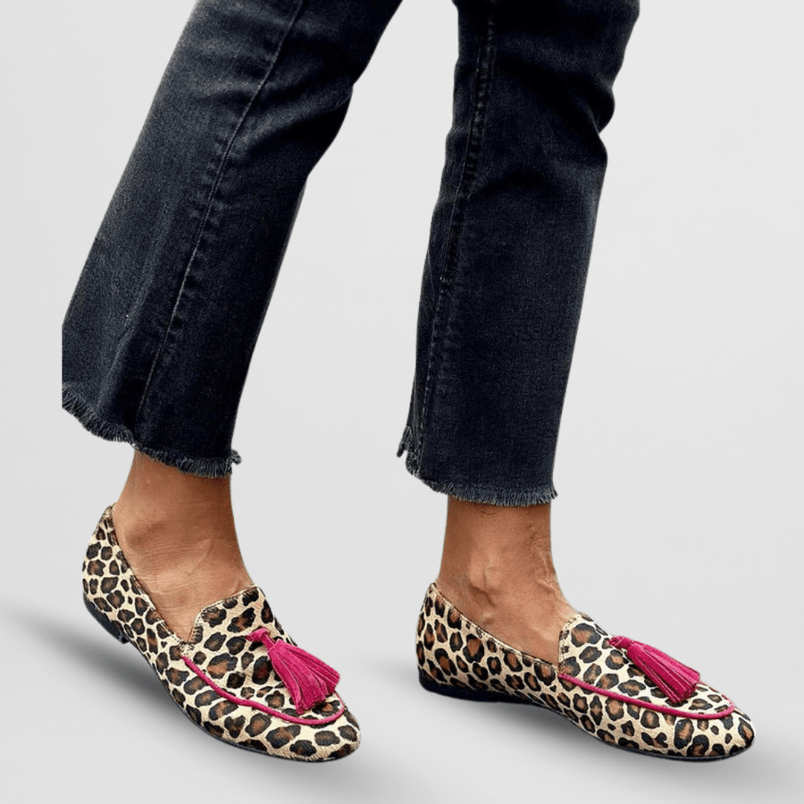 Bonnie tassel loafers in Leopard