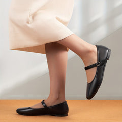 Katarina Classic Mary Jane Flats
