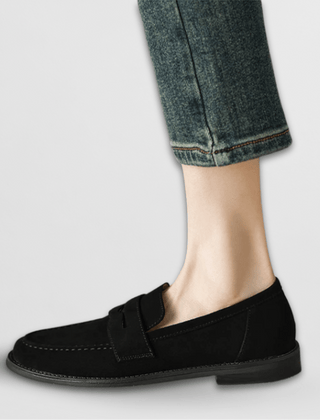 Philomena vintage penny loafers in Black