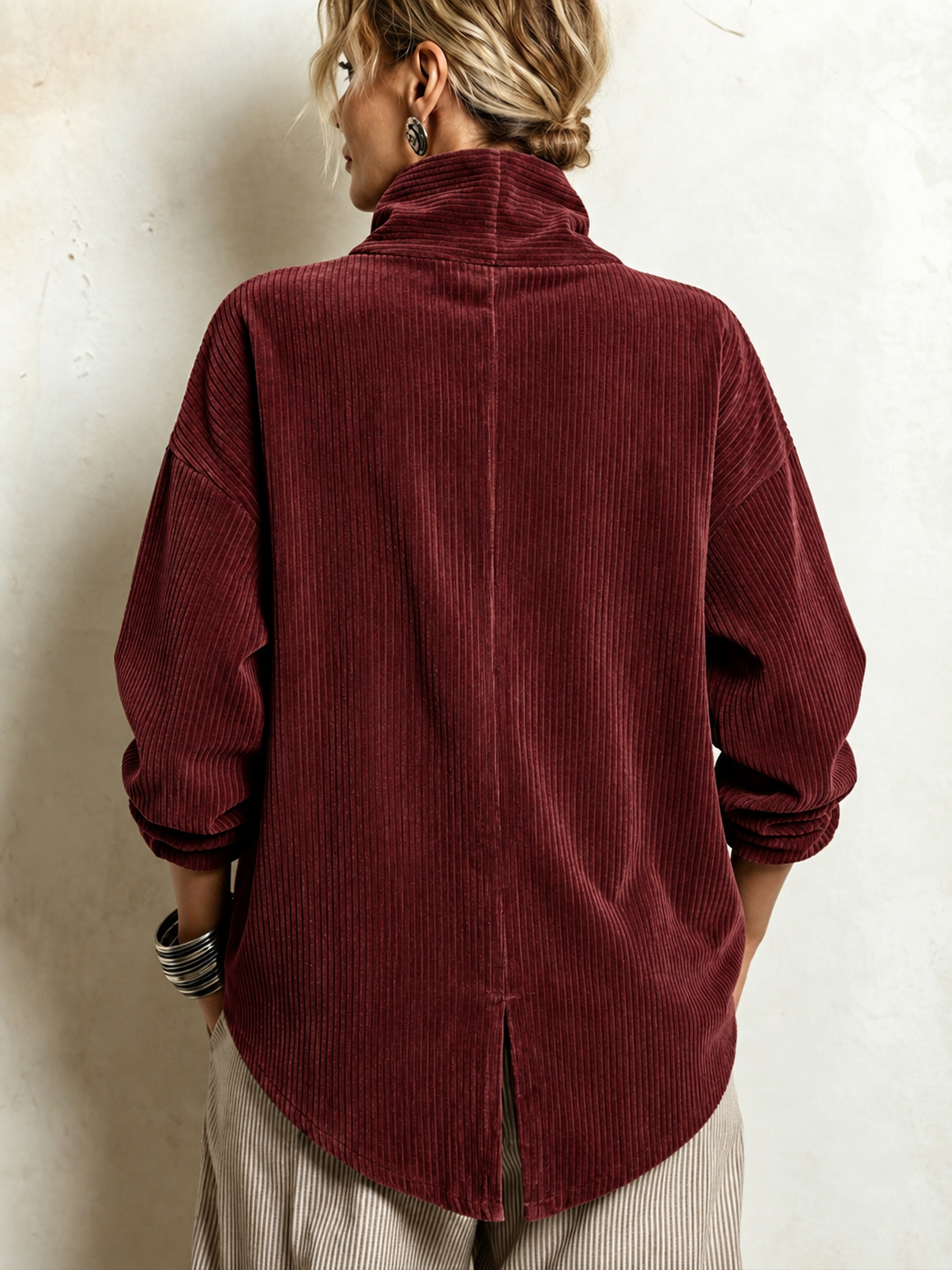 Gwyneth corduroy top in Burgundy, back