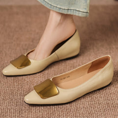 Marlowe Flats in Apricot
