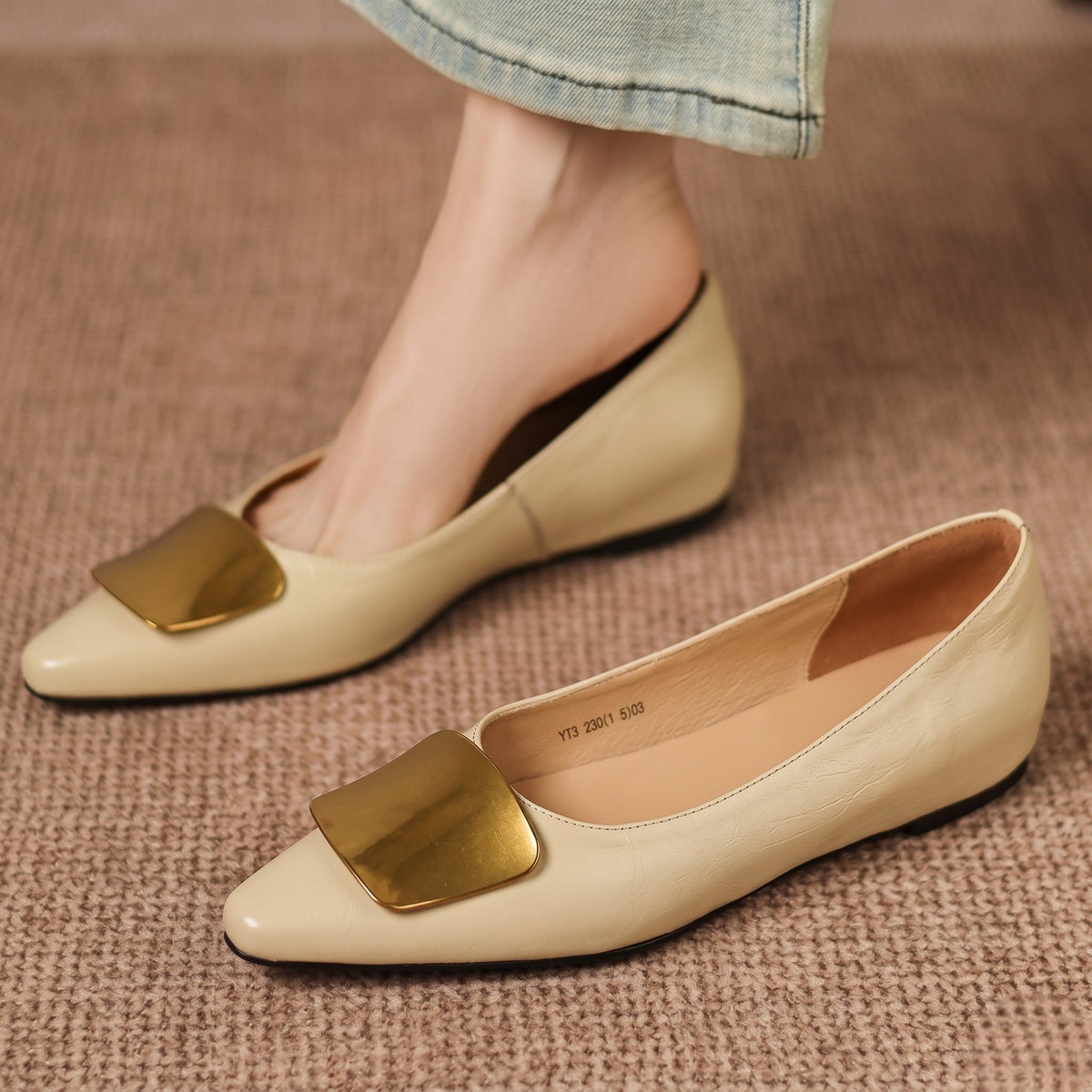 Marlowe Flats in Apricot