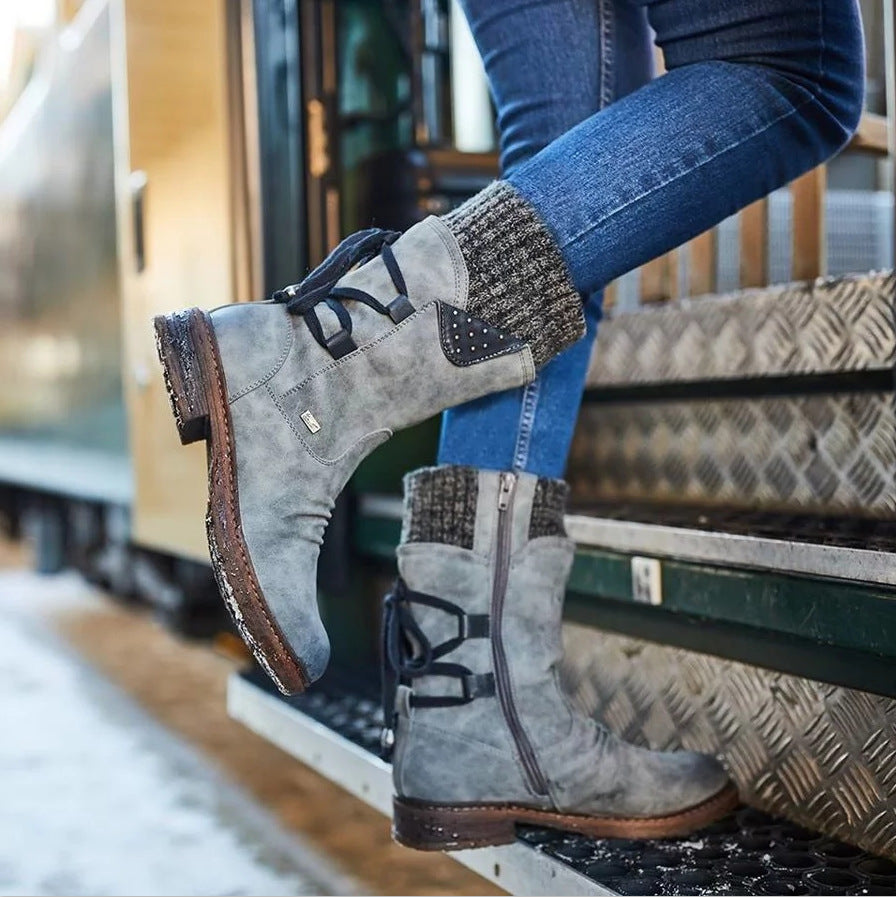 Sheryl mid-calf boots in Blue