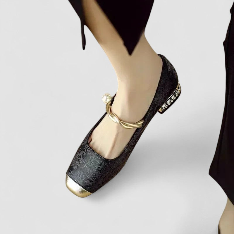 Sylvia cap-toe Mary Jane shoes detail
