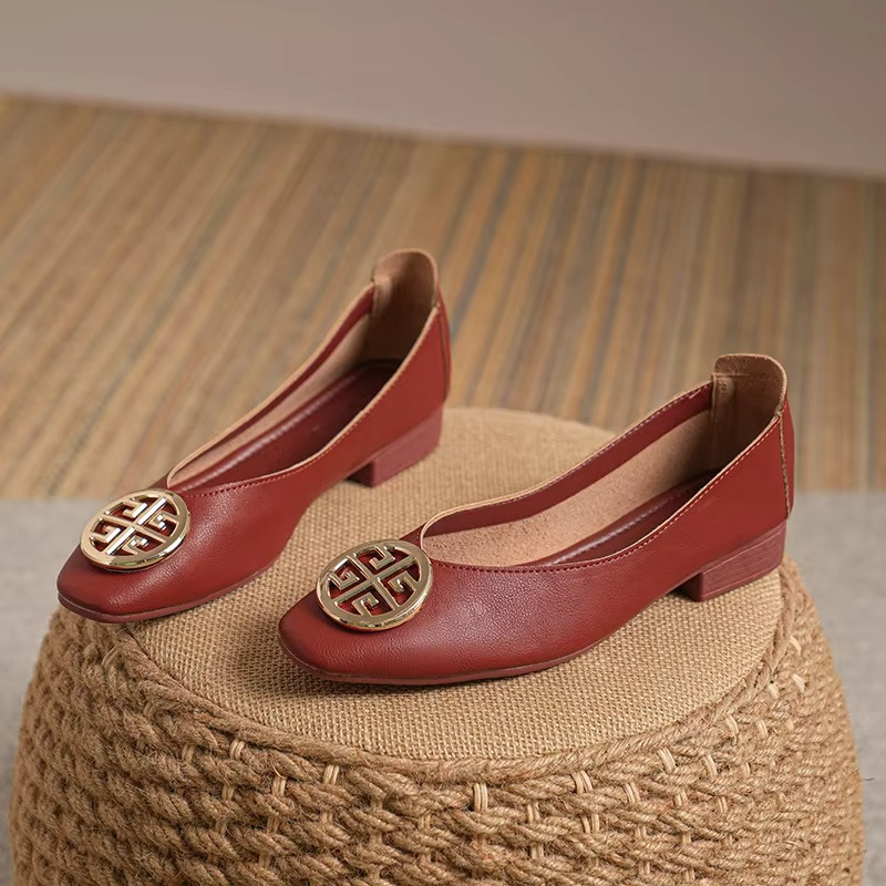 Giselle Square-Toe Flats