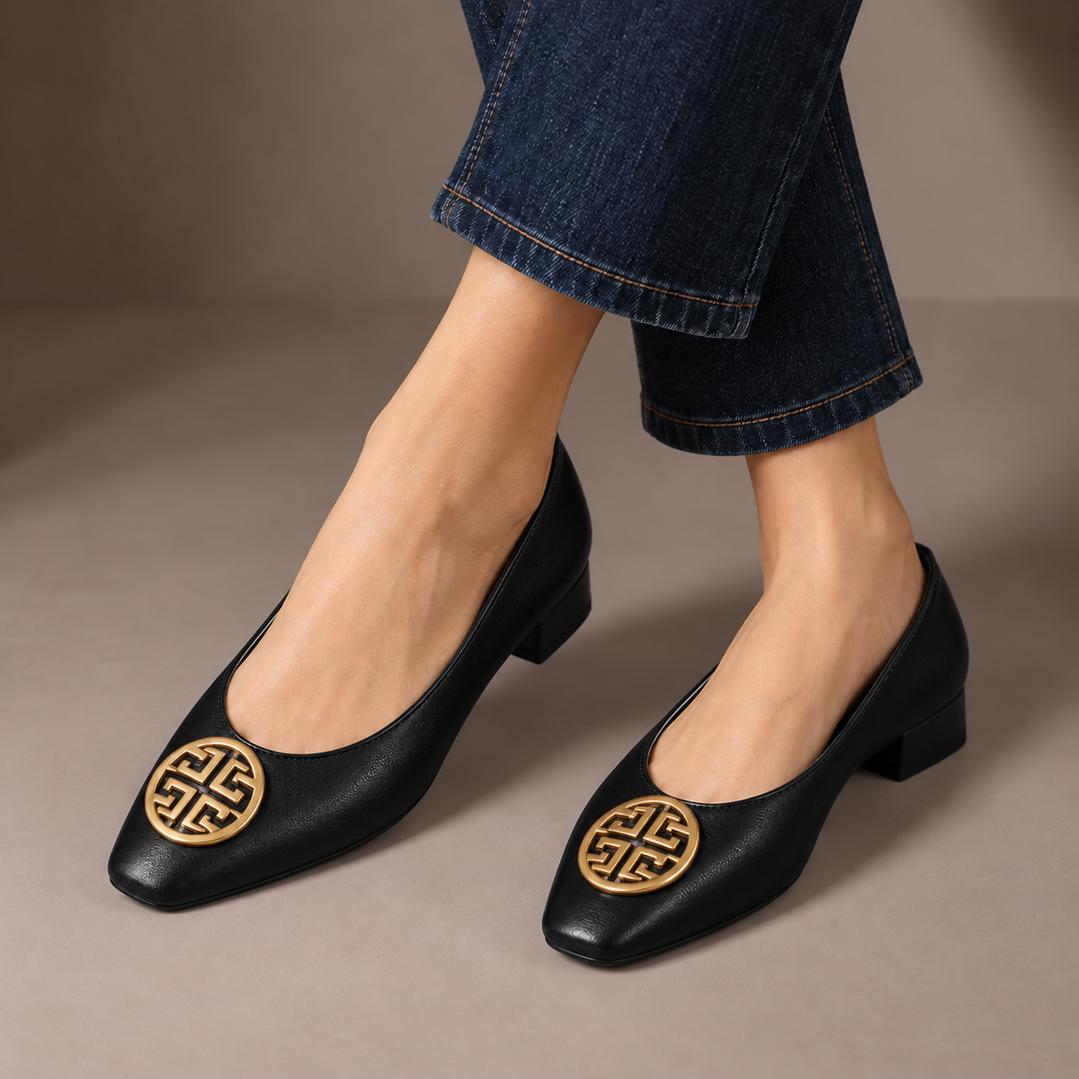 Giselle Square-Toe Flats
