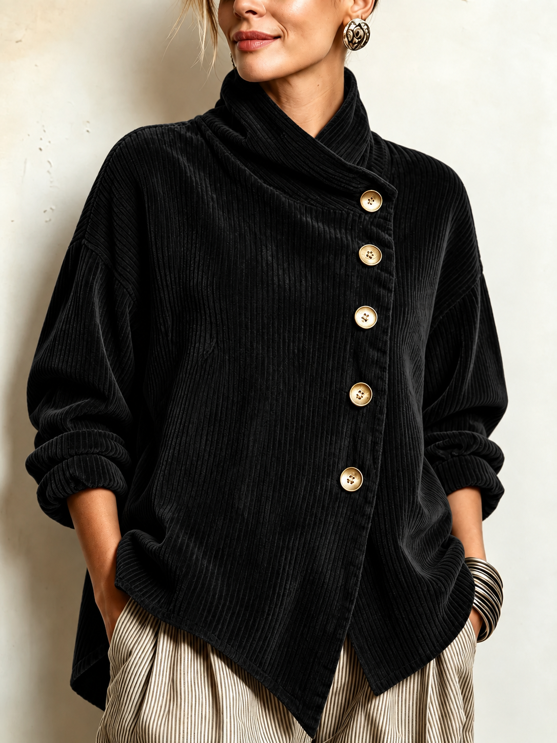 Gwyneth corduroy top in Black