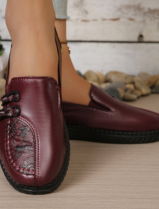 Ianthe Floral Detail Comfort Loafers in Burgundy