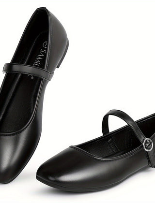 Katarina Classic Mary Jane Flats in Black