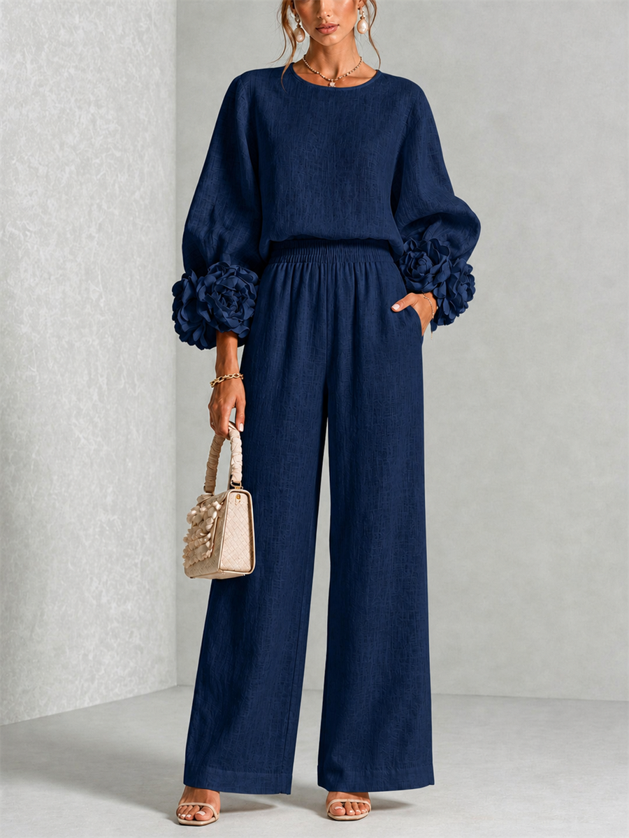 Cristina set in Dark Navy