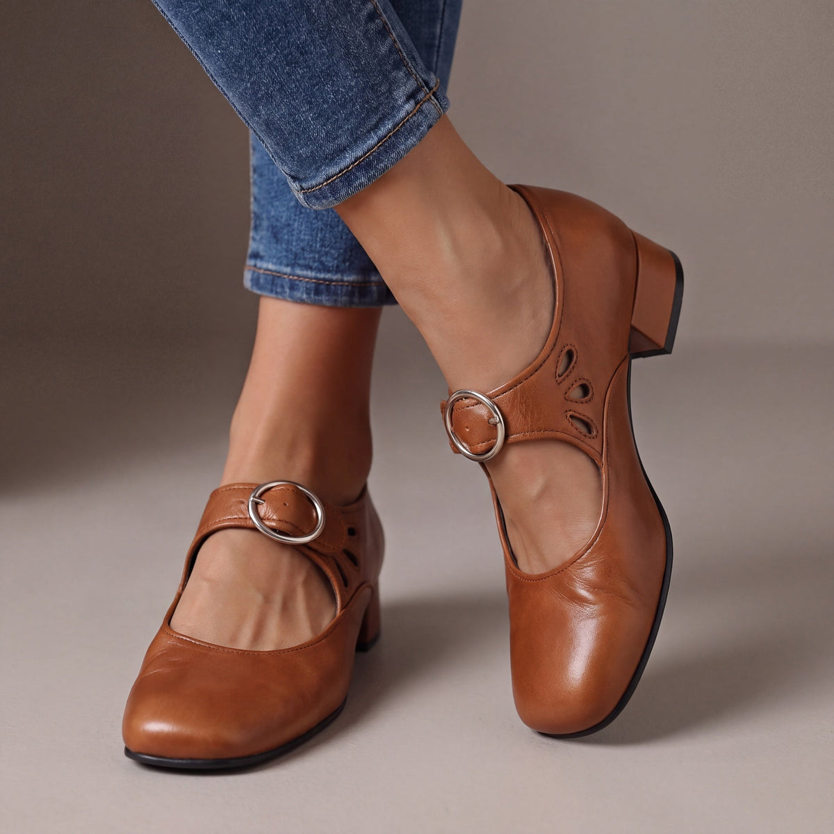 Fiorella Comfort Mary Janes in Khaki