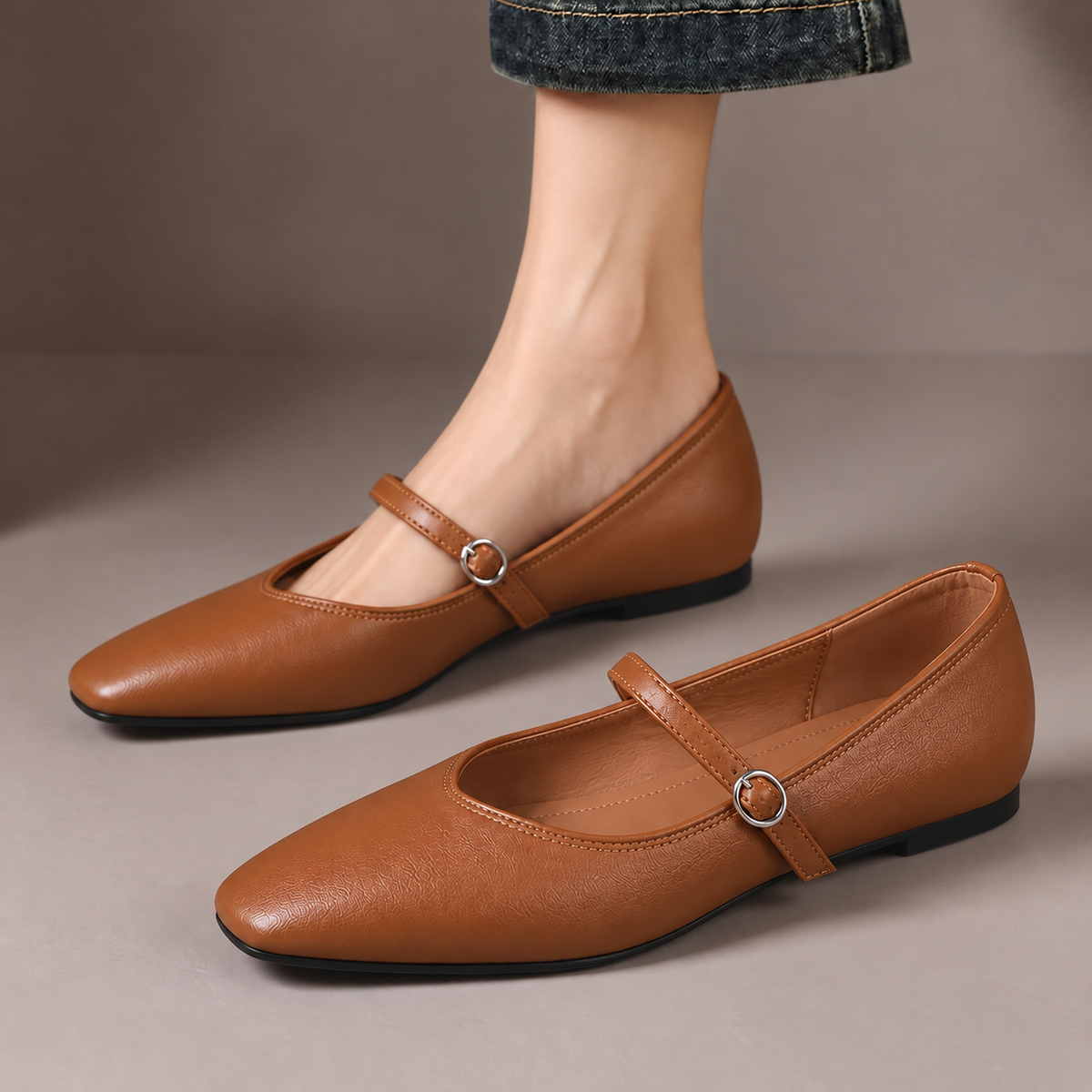 Katarina Classic Mary Jane Flats
