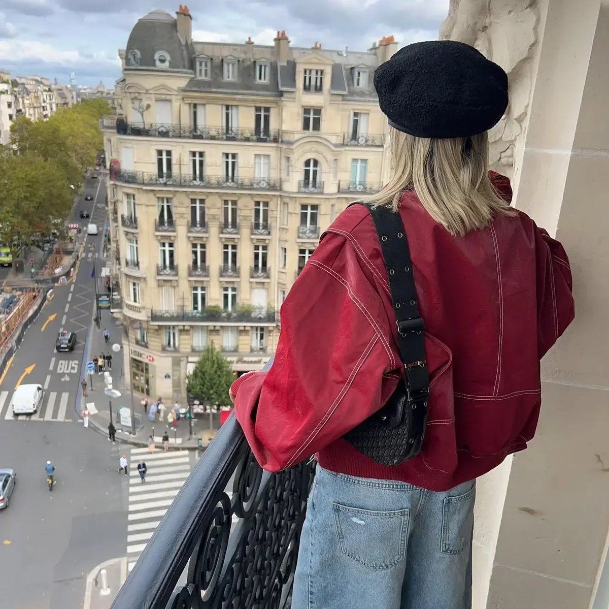 Dilys oversized contrast-stitch bomber jacket