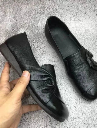 Phyllis soft knot-front loafers in Black